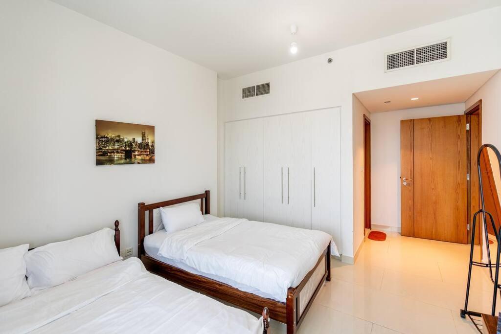 2 Bedrooms In Al Reem Island Near Cleveland Clinic Appartement Abou Dabi
