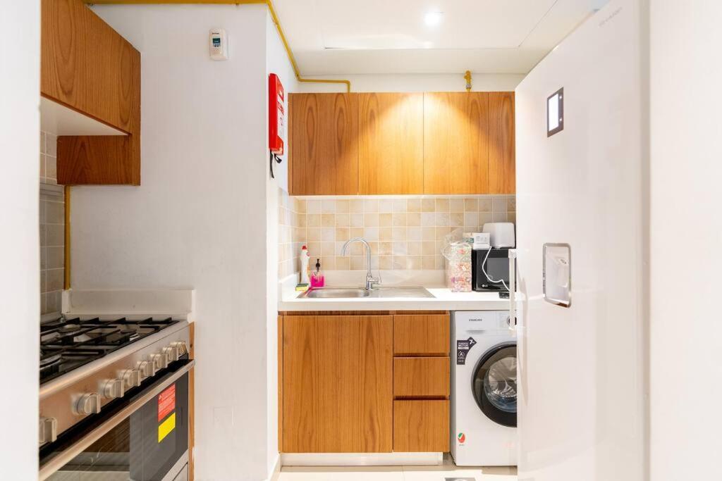 2 Bedrooms In Al Reem Island Near Cleveland Clinic * Abou Dabi